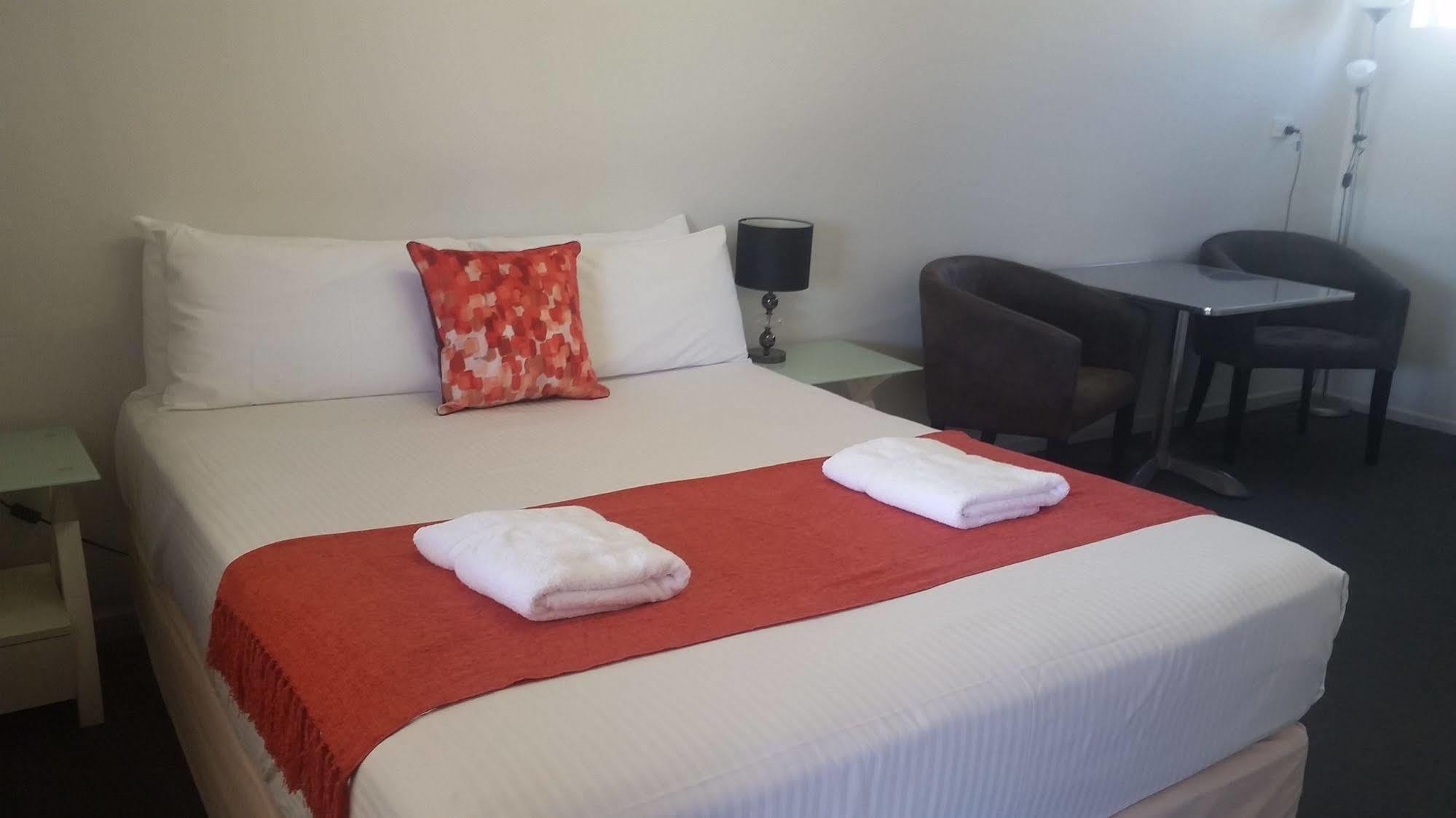 Econo Lodge Chaparral Motel Ballina Exteriér fotografie